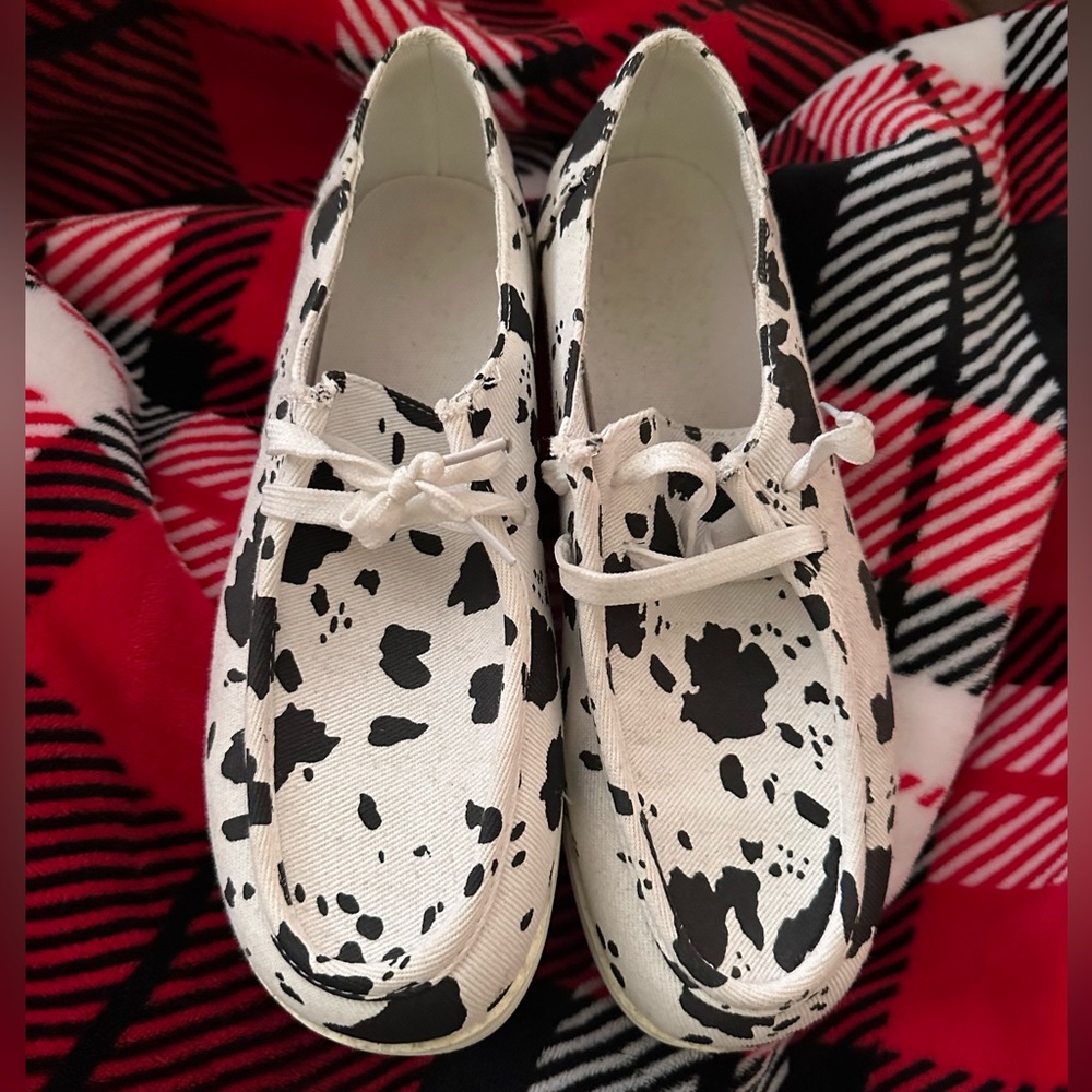 Cow print shoes women’s size 10